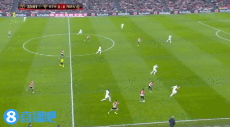 残阵活塞15分大胜公牛，斯图尔特狂砍31分创生涯新高，东部第一底蕴尽显！