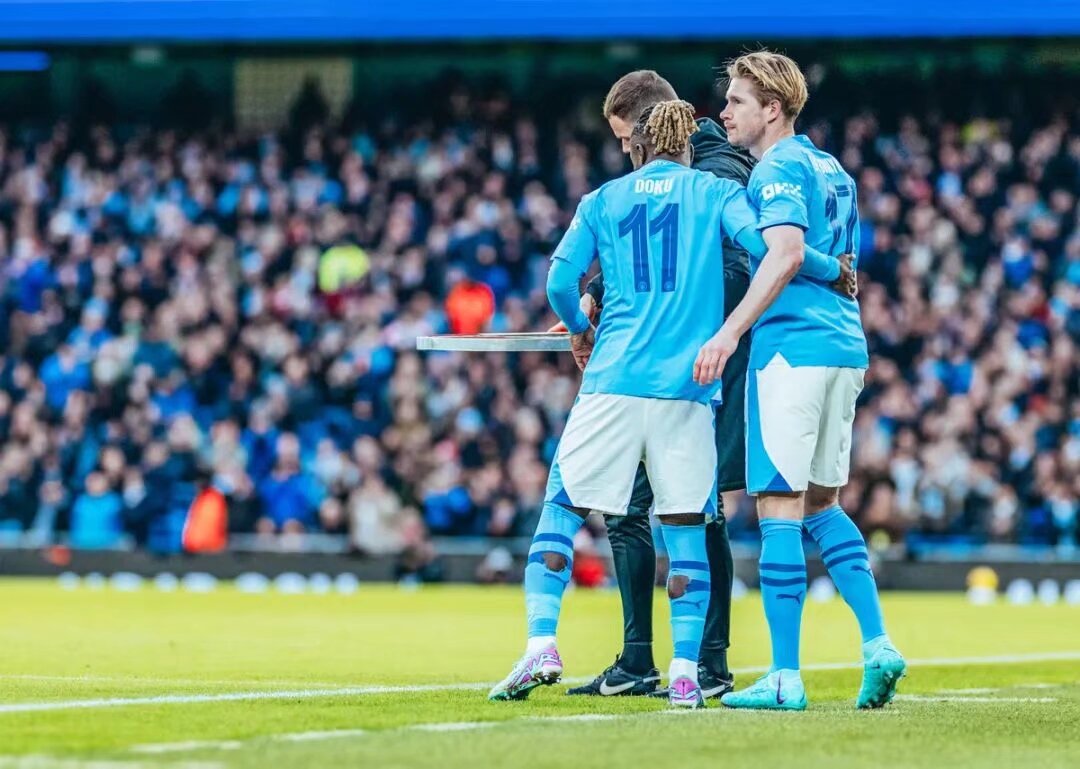 又是国家德比，巴萨和皇马连续4年会师西超杯决赛