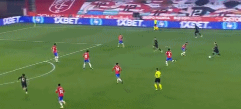 图安泽贝：尽管卡瓦尼给我一些建议，但对阵大巴黎出色表现源于专注自身