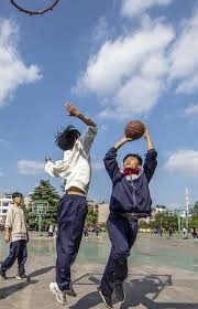 维尔茨加盟利物浦后表现低迷，仅1次进球被判乌龙，未能兑现预期。